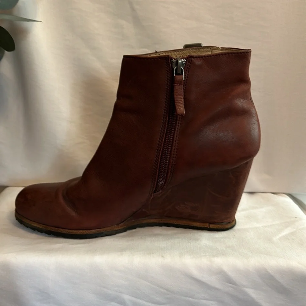 Anthropologie | Biala | distressed | burgundy brown | wedge | 39M/8 | booties - Picture 4 of 16